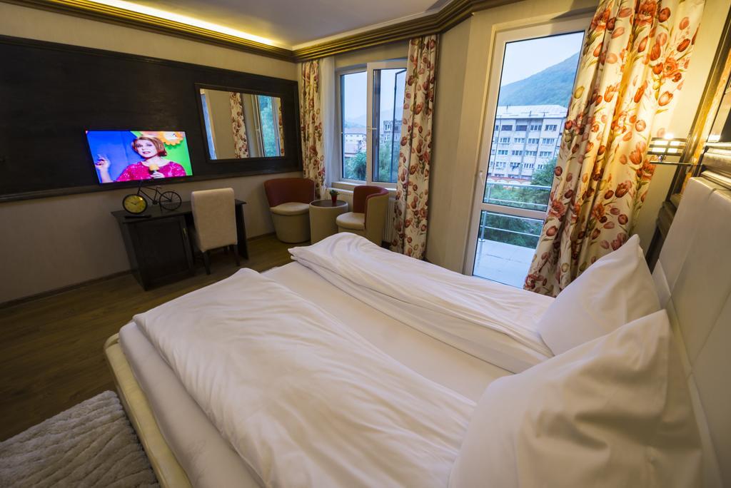 Hotel Golden Spirit Байле Херкулане Стая снимка
